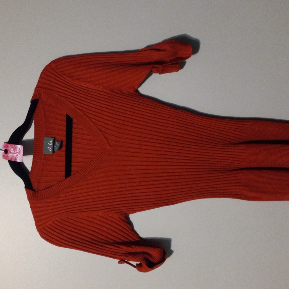 14. Dots top